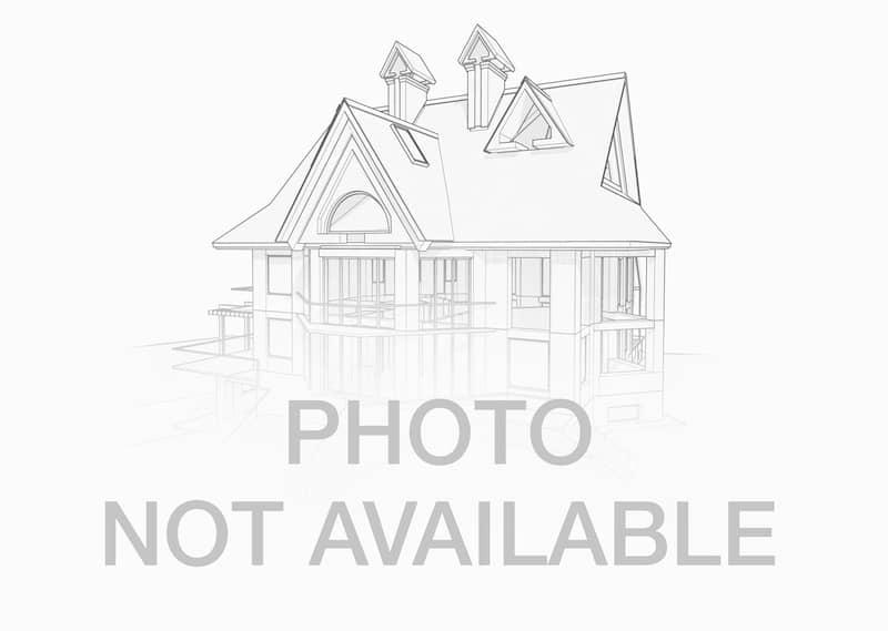 5000 W Shore Drive , McHenry, IL 60050